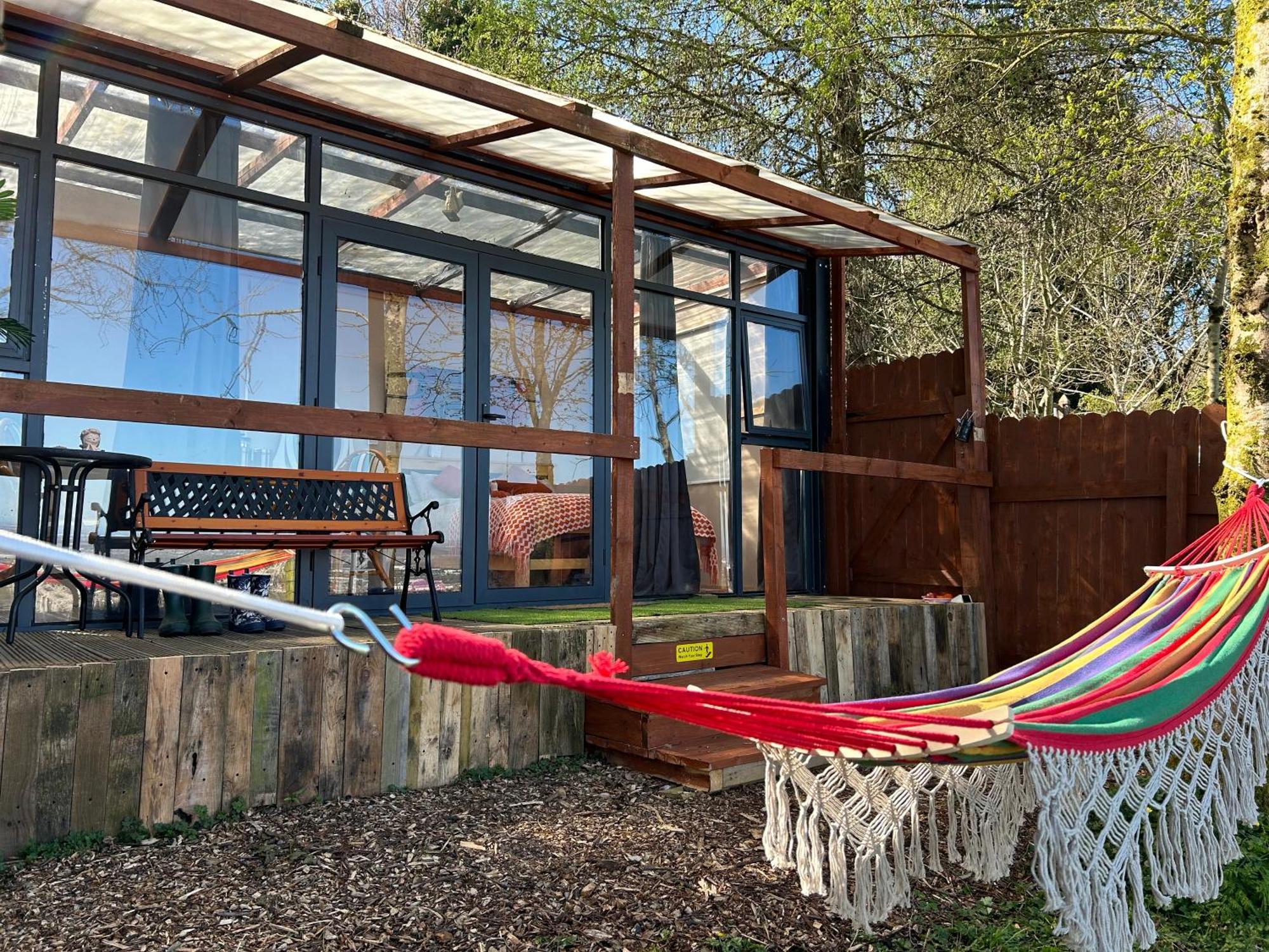 Sky Gazer Cabin In The Woods Дъблин Екстериор снимка